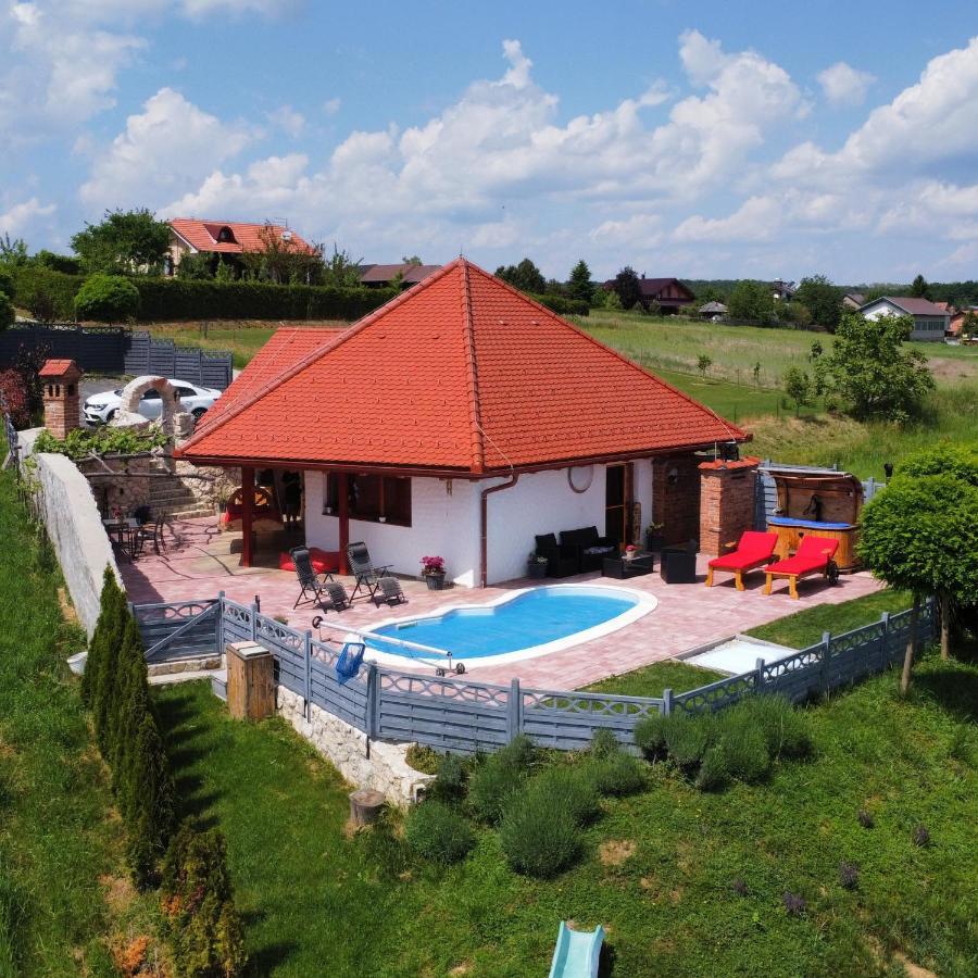 Secret Wellness Apartment Bodonci Екстериор снимка